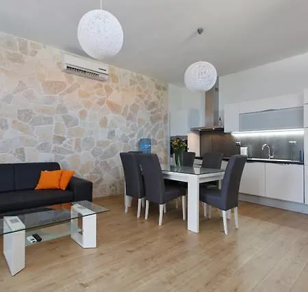 110 Sqm Villa With Swimming Pool In Split Apartment Split