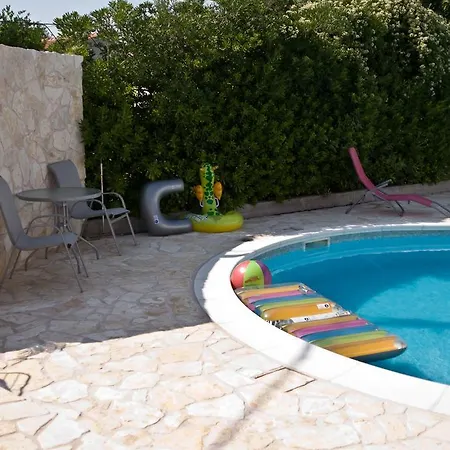 110 Sqm With Swimming Pool In Διαμέρισμα